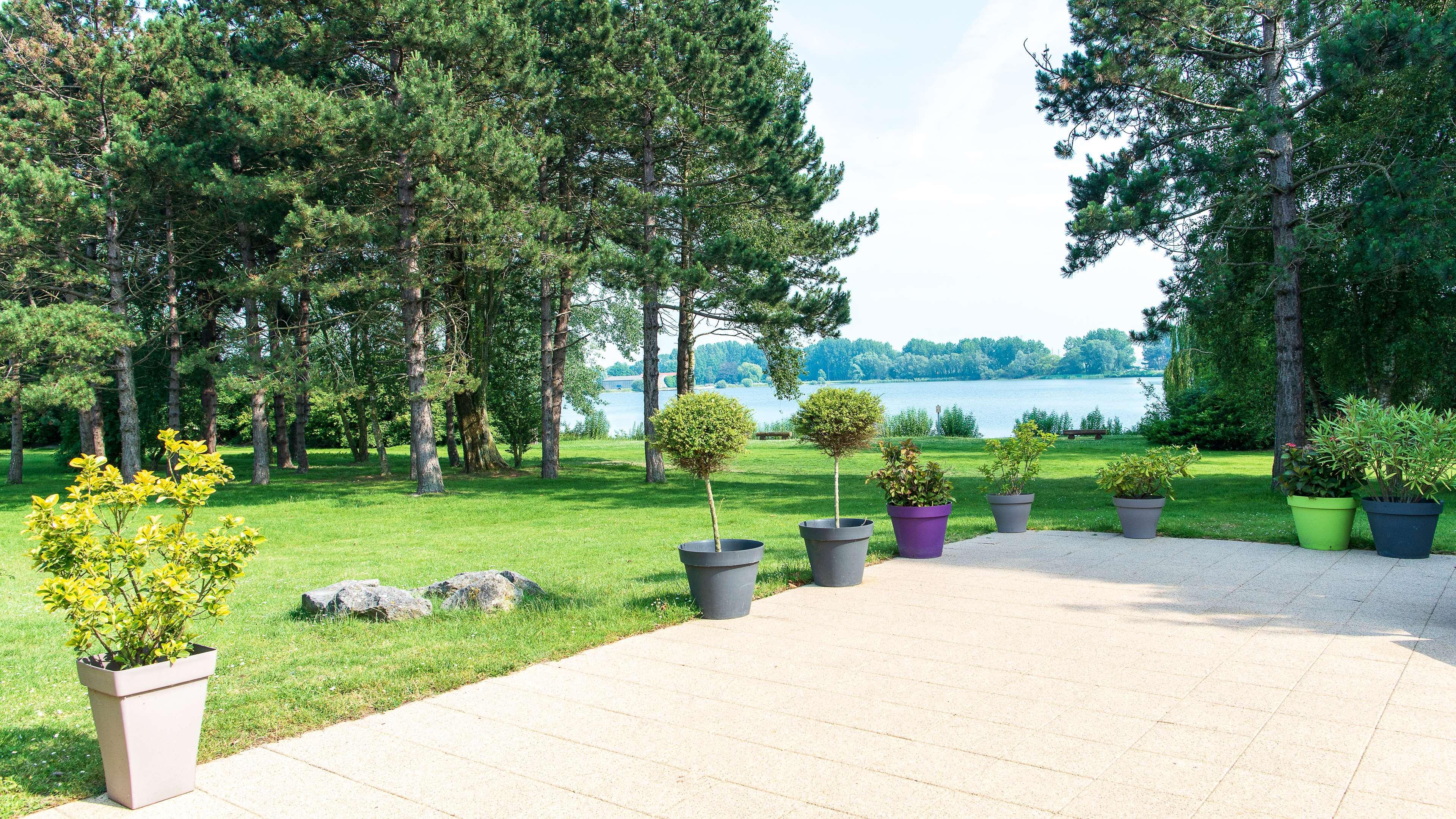 Best Western Hotel Du Lac Dunkerque- Restaurant Ouvert 7/7 Midi Et Soir Armbouts-Cappel Exterior foto