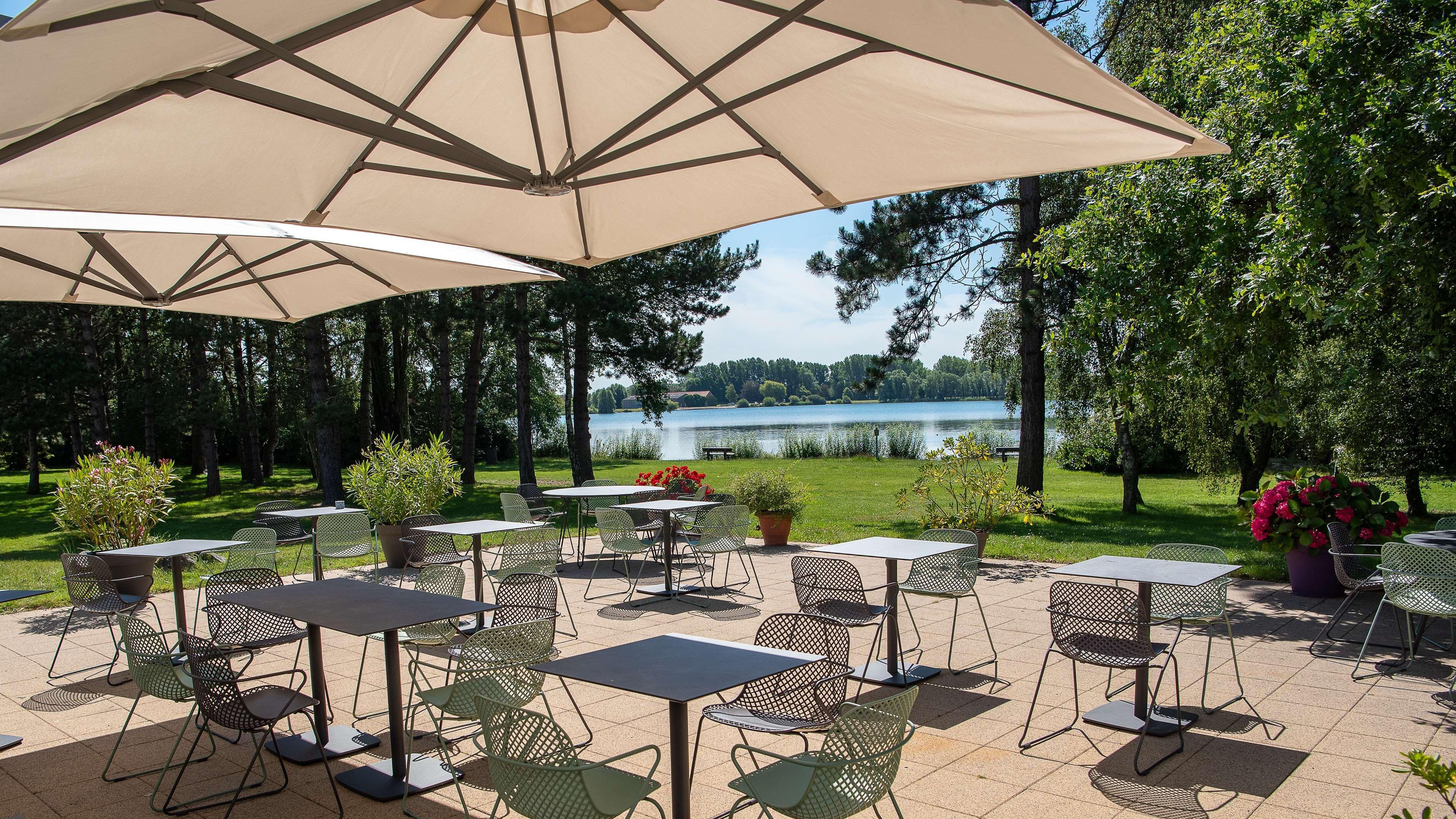 Best Western Hotel Du Lac Dunkerque- Restaurant Ouvert 7/7 Midi Et Soir Armbouts-Cappel Exterior foto